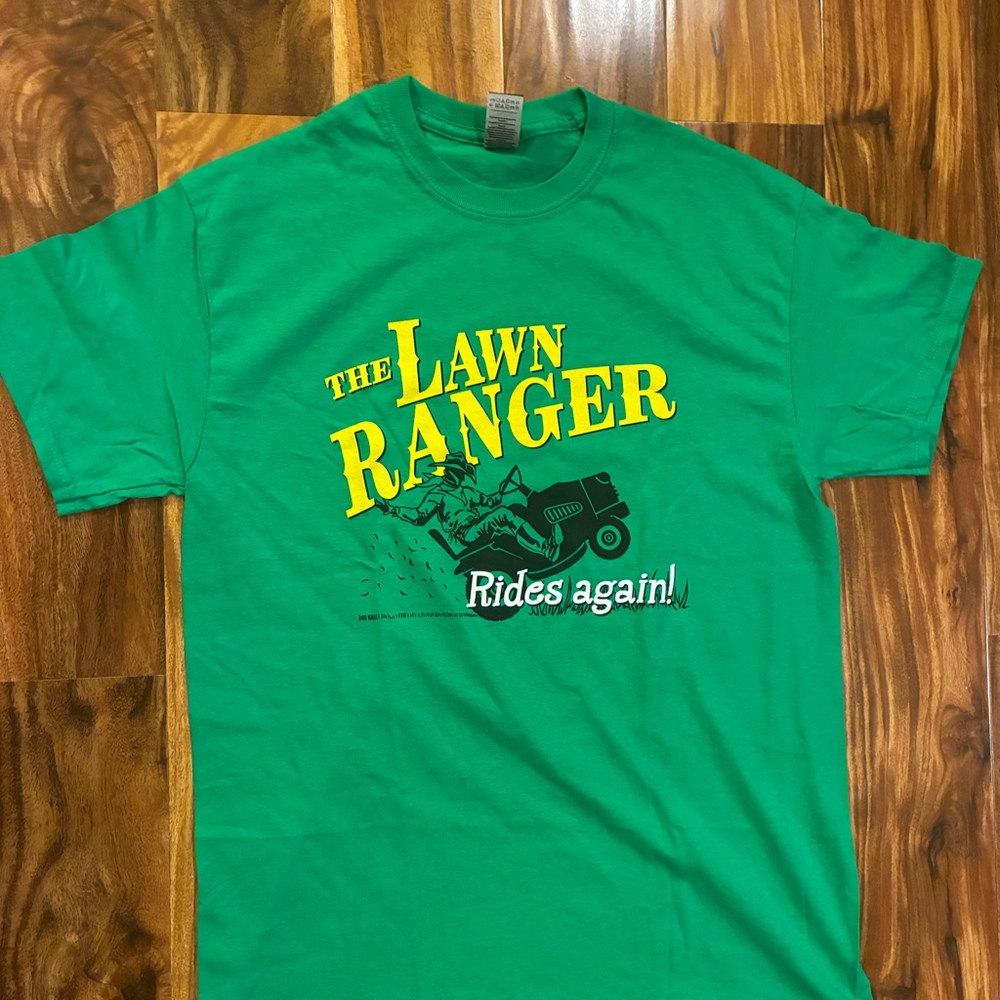 The Lawn Ranger Rides Again T-Shirt | Funny Mowing Pun Green Tee | Size Medium